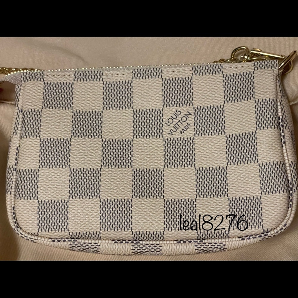Louis Vuitton Holiday collection 2021 Hollywood mini pochette accesoires - Picture 2 of 6